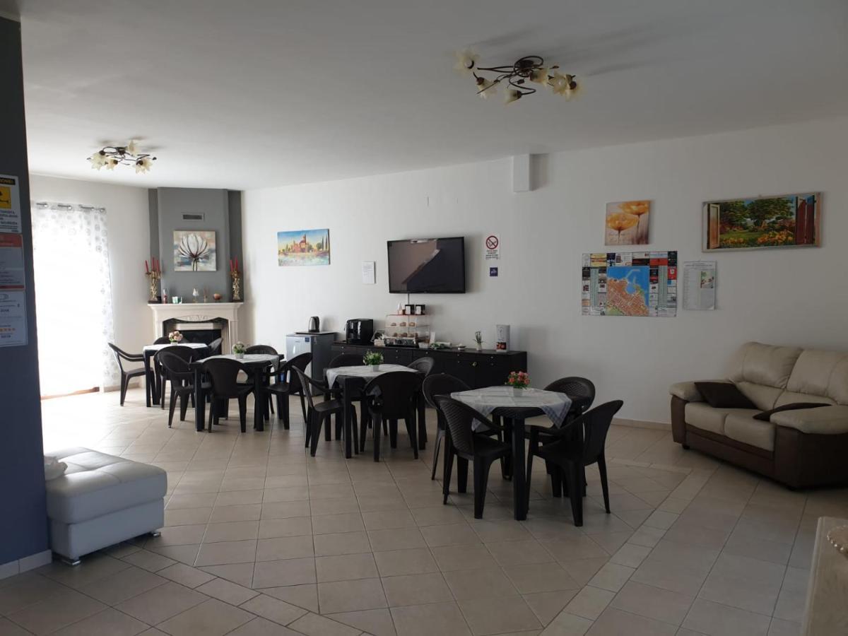 טרני Bed And Breakfast Villa Fatima מראה חיצוני תמונה